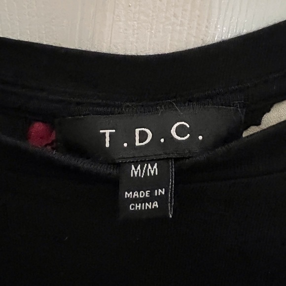 T.D.C. EUC BLACK BLOUSE WITH OPEN BACK & LONG ROSE SLEEVES - Picture 5 of 11